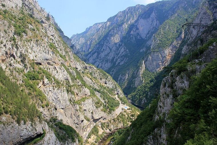 Piva canyon near the Tara